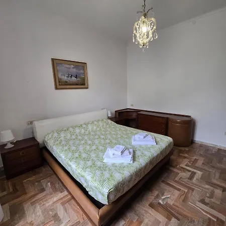 Lanfranco & Anna House 洛阿诺